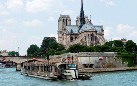 Paris Passlib'   :   Transport, musées, croisière... l'incontournable de Paris dans un Pass !